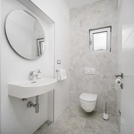 Perla Luxury Апартаменты *